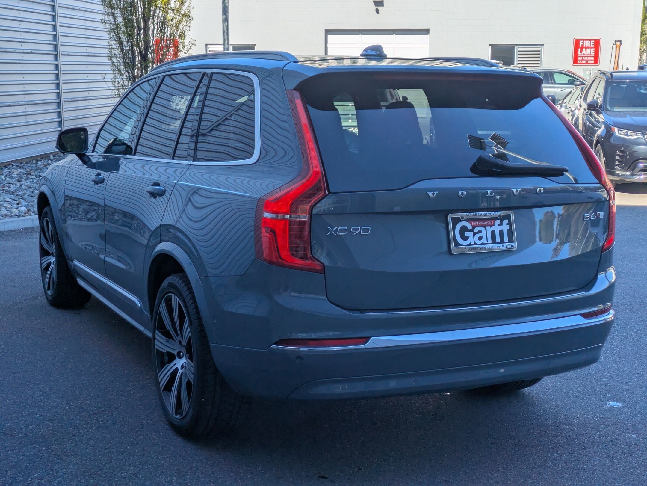 Used 2023 Thunder Gray Metallic Volvo Ultimate image 7