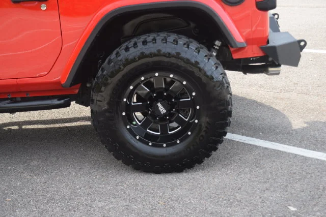 Used 2019 Red Jeep Sport image 24