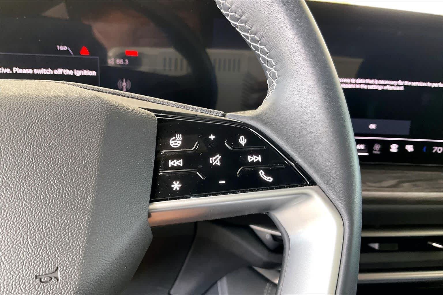Used 2025 Tambora Gray Metallic Audi Premium Plus image 25