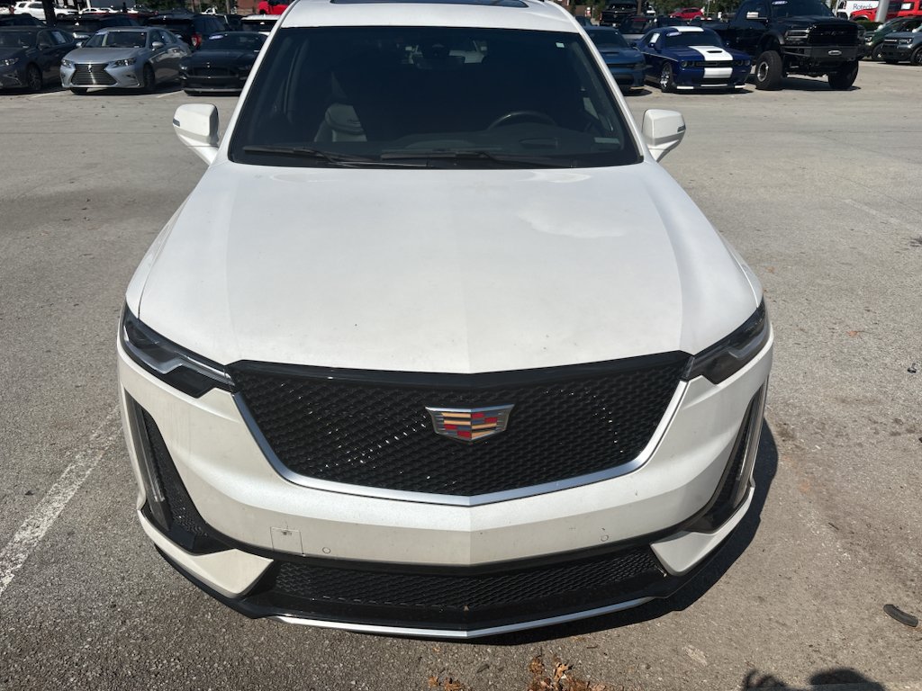 Used 2025 Crystal White Tricoat Cadillac AWD Sport image 3
