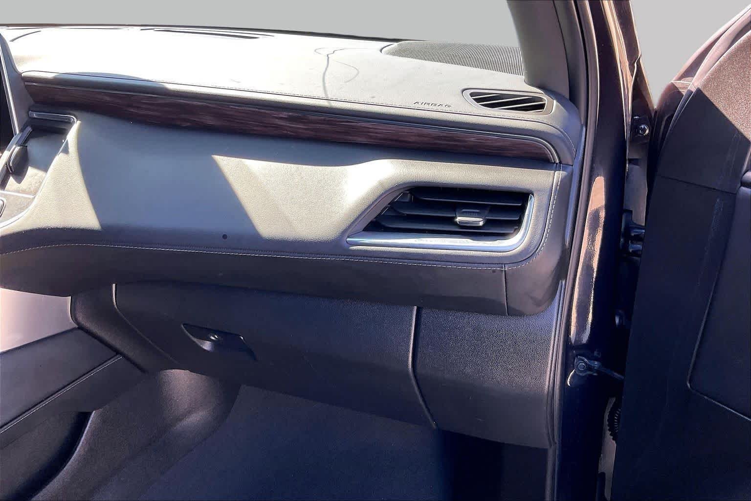 Used 2024 Dark Ash Metallic Chevrolet Z71 image 19