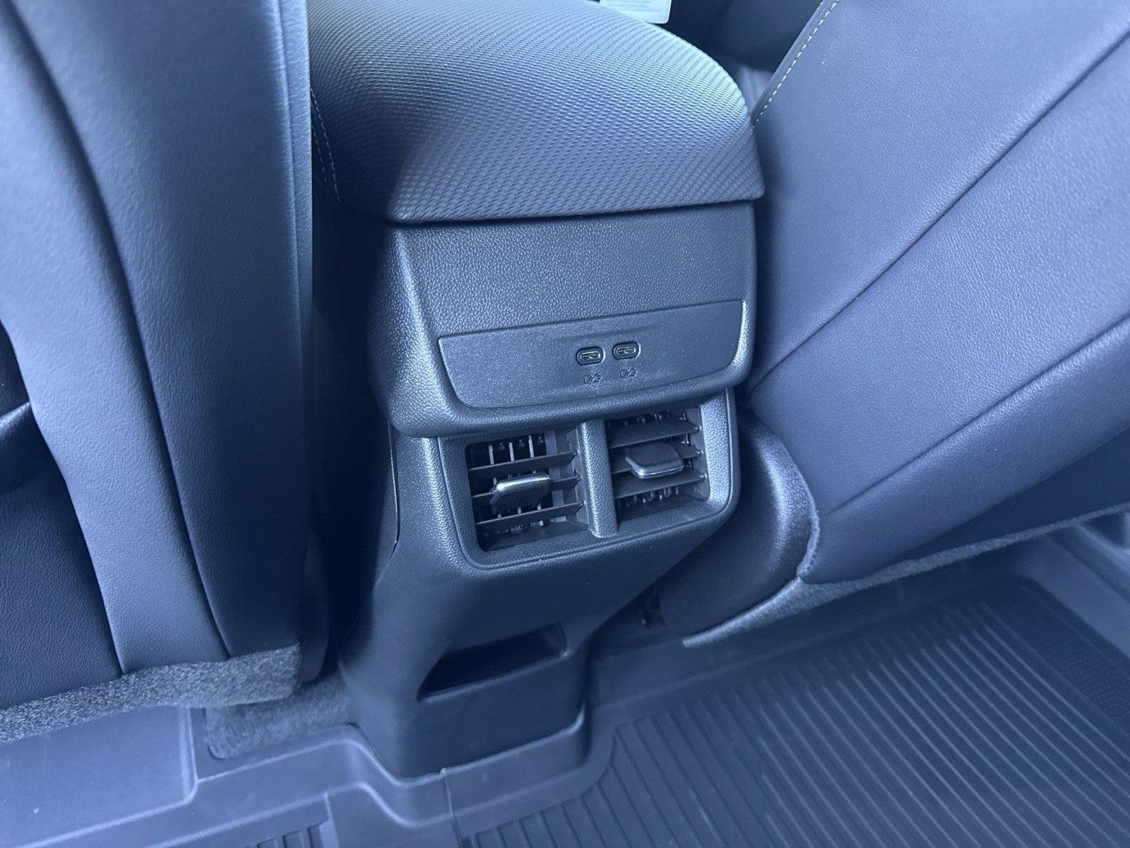 2027 Chevrolet Equinox LT - Photo 26