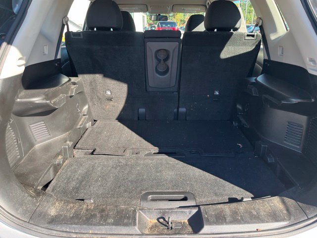 Used 2017 Brilliant Silver Nissan S image 19