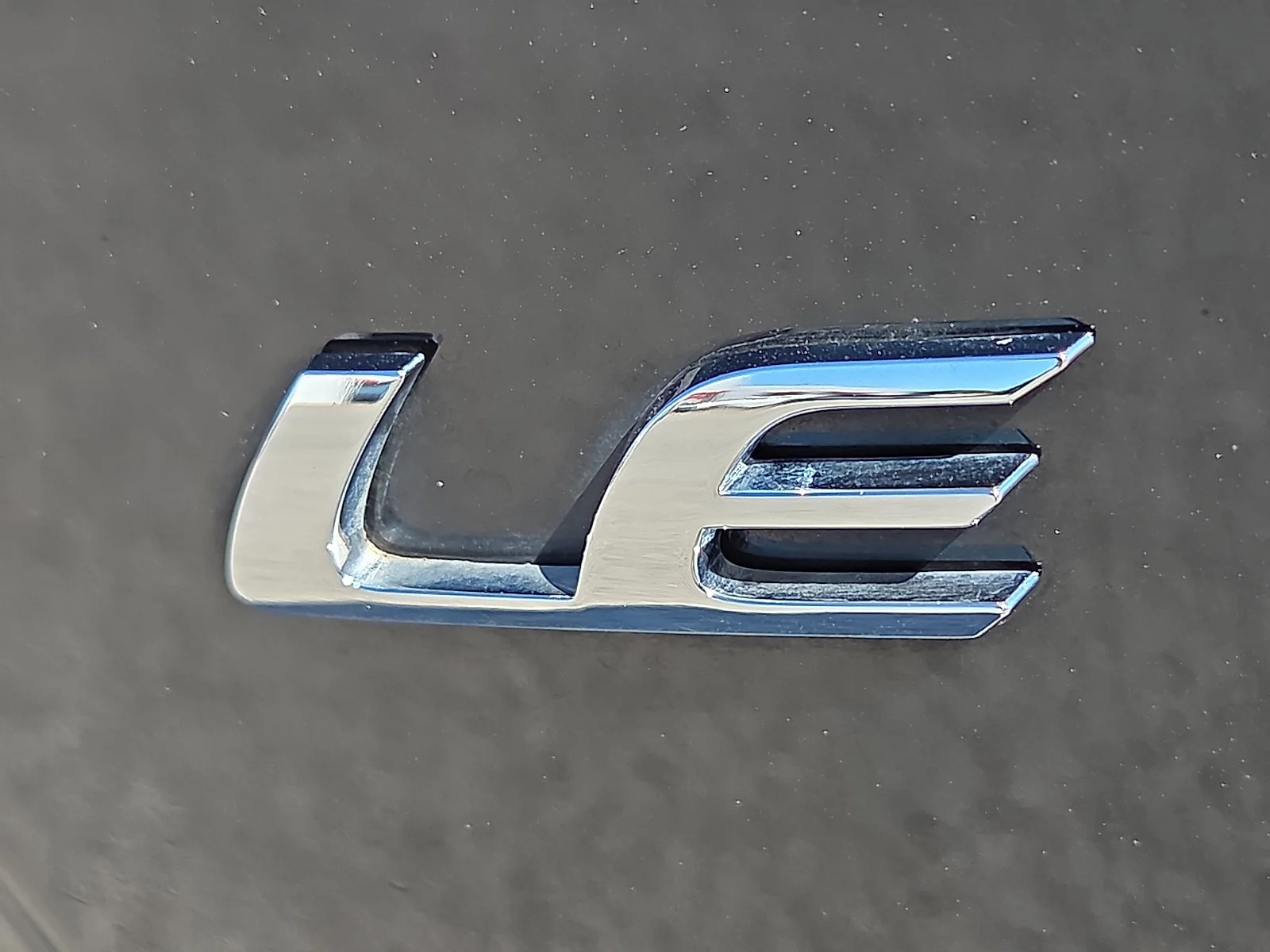 Used 2025 Midnight Black Metallic Toyota LE image 9
