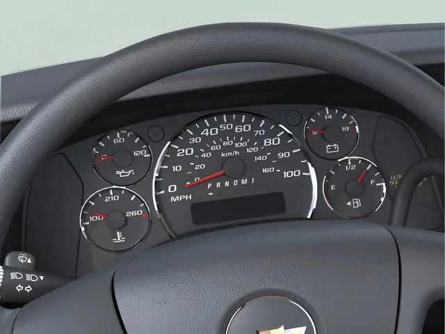 New 2025 Summit White Chevrolet 1WT image 21