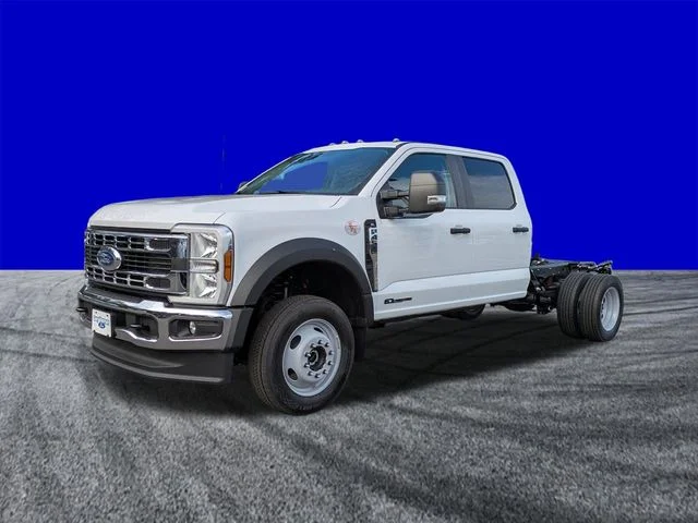 New 2026 Oxford White Ford F-450® XL image 8