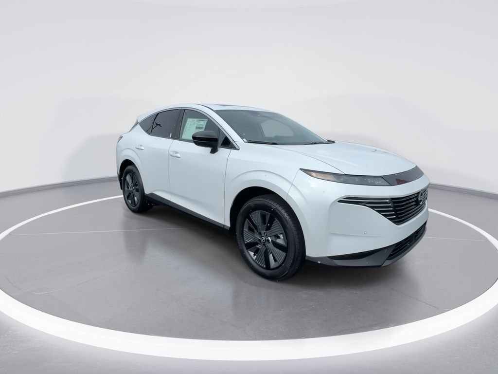 New 2026 White Nissan SL image 2