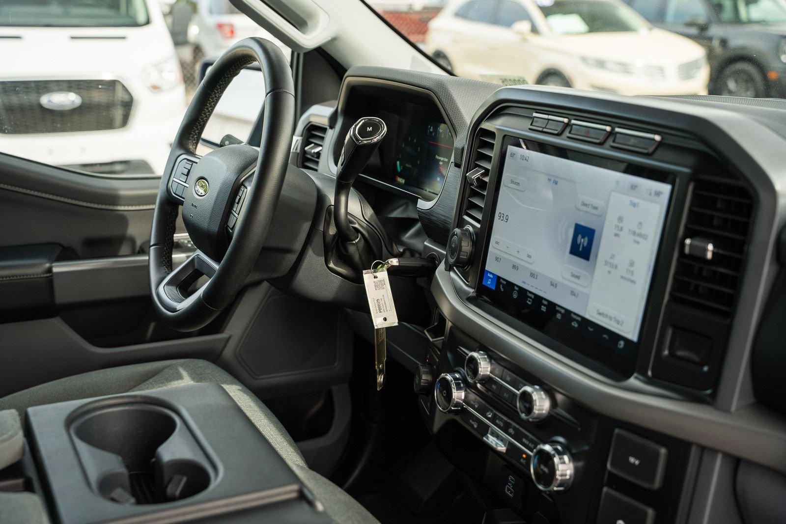 2024 Ford F-150 XLT - Photo 13