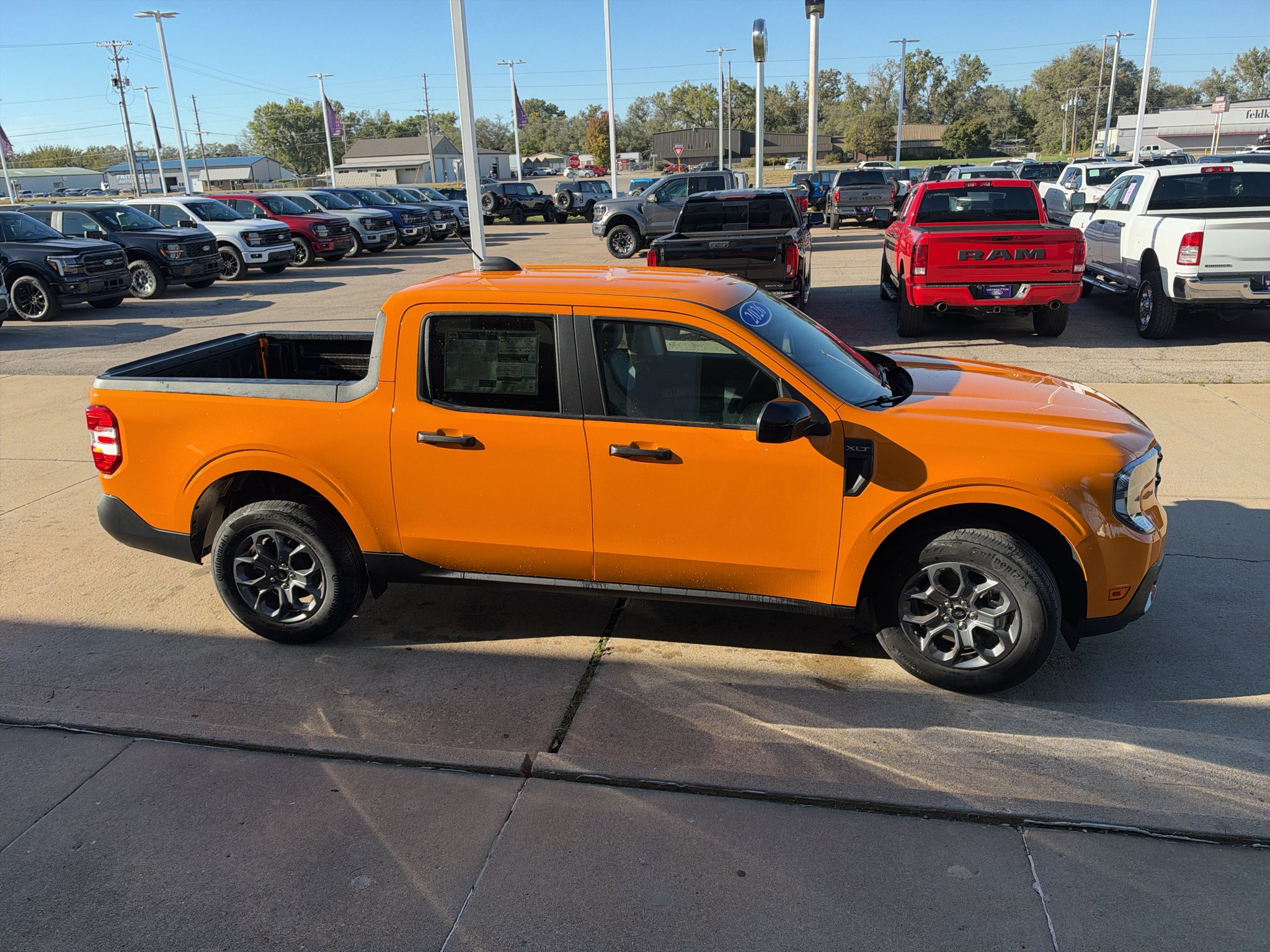 New 2026 Orange Fury Metallic Tri-Coat Ford XLT image 5