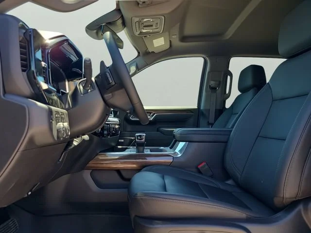 New 2026 Summit White Chevrolet LT Trail Boss image 25