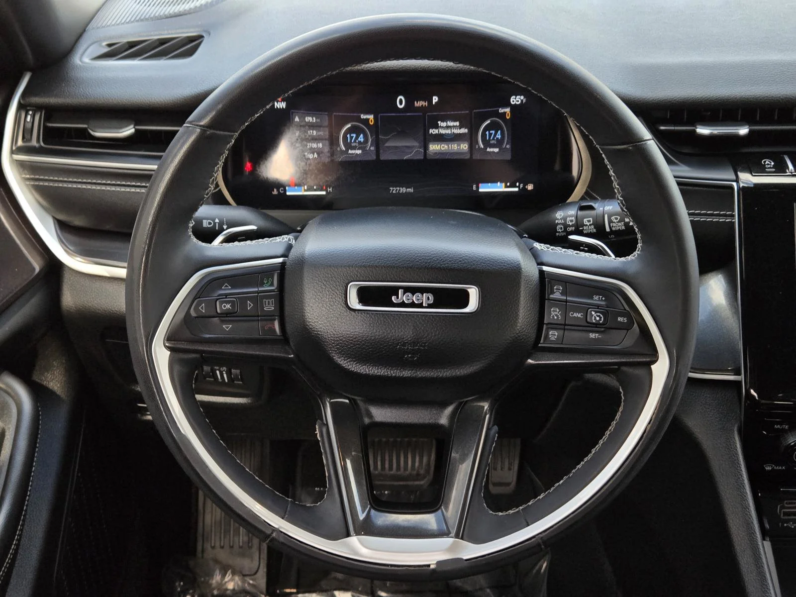 Used 2023 Diamond Black Crystal Pearlcoat Jeep Altitude image 36