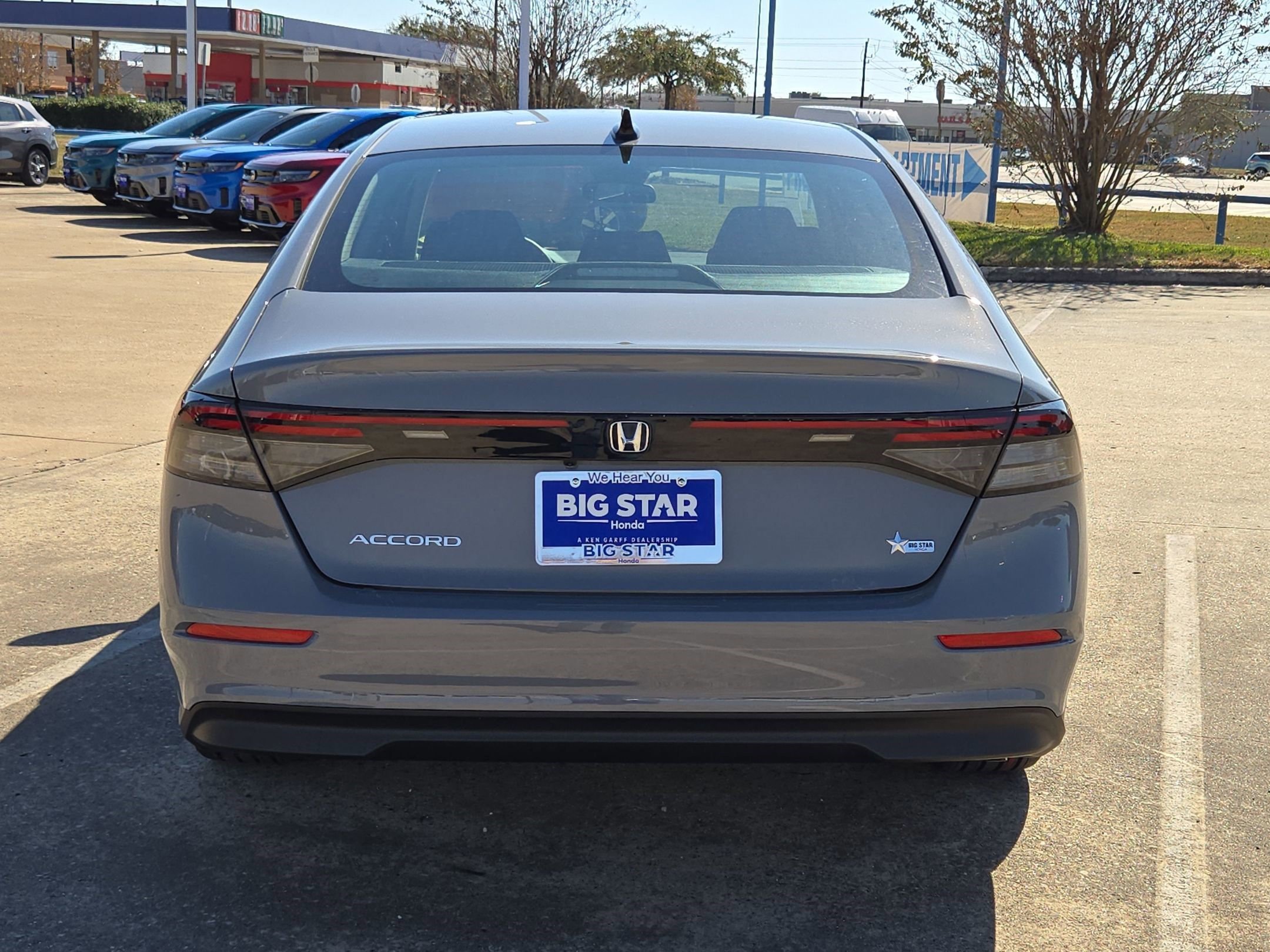 New 2026 Urban Gray Pearl Honda SE image 6