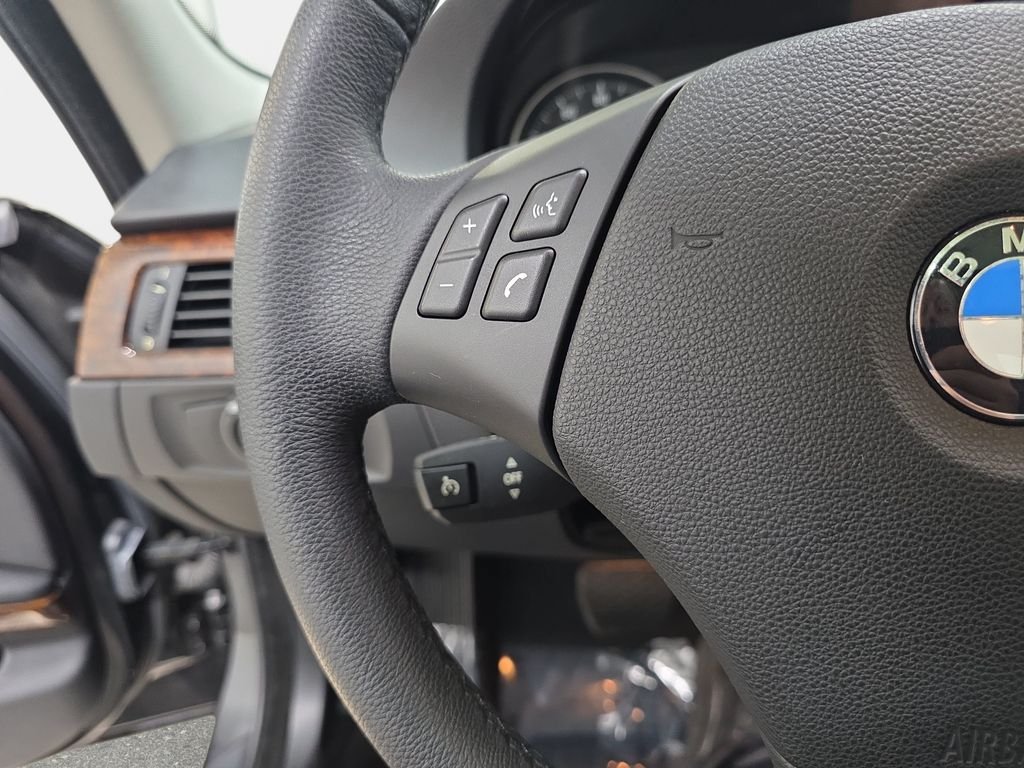 Used 2008 Black Sapphire Metallic BMW 328i image 17