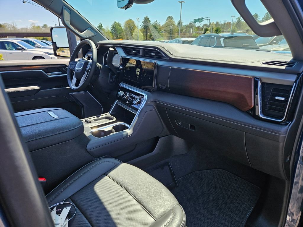 Used 2025 Downpour Metallic GMC Denali image 12