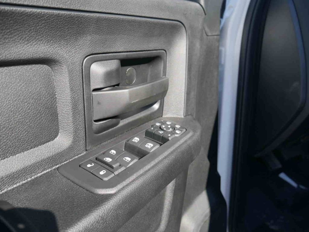 New 2026 Bright White Clear-Coat Exterior Paint RAM  image 37
