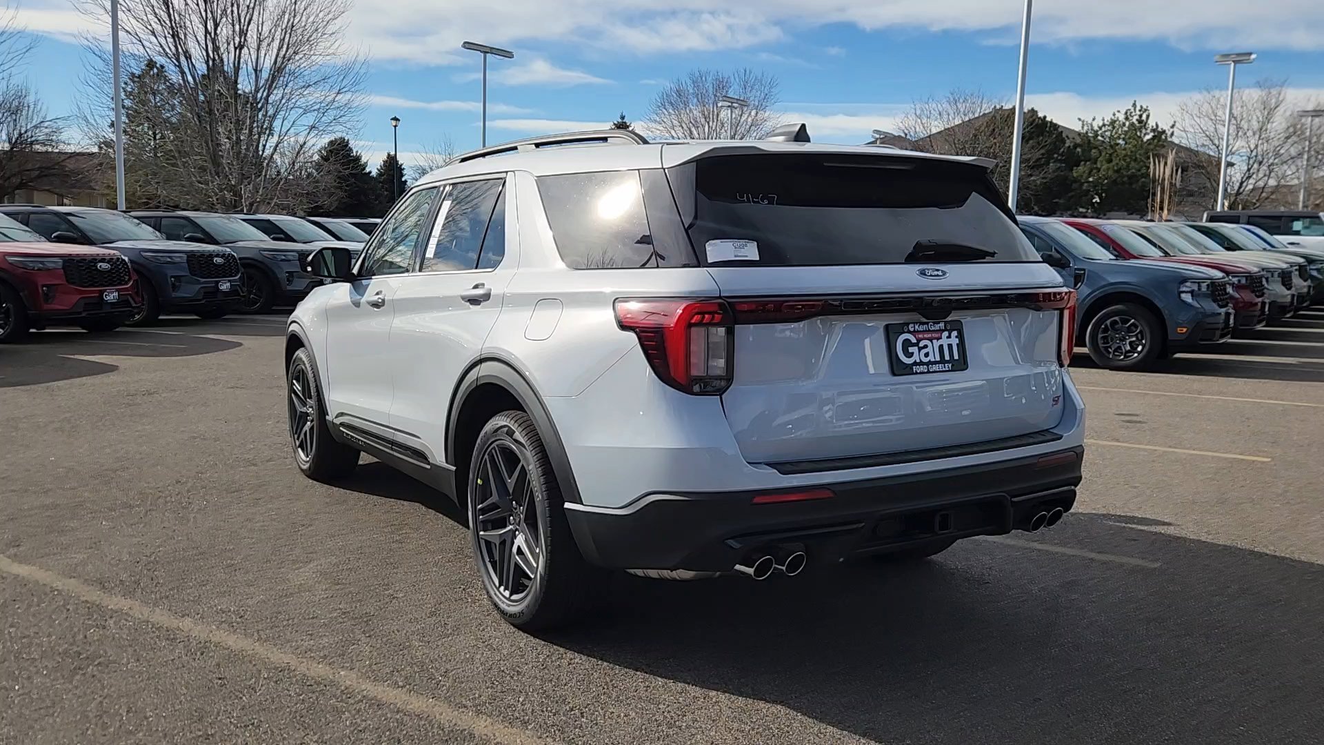 2026 Ford Explorer ST - Photo 11