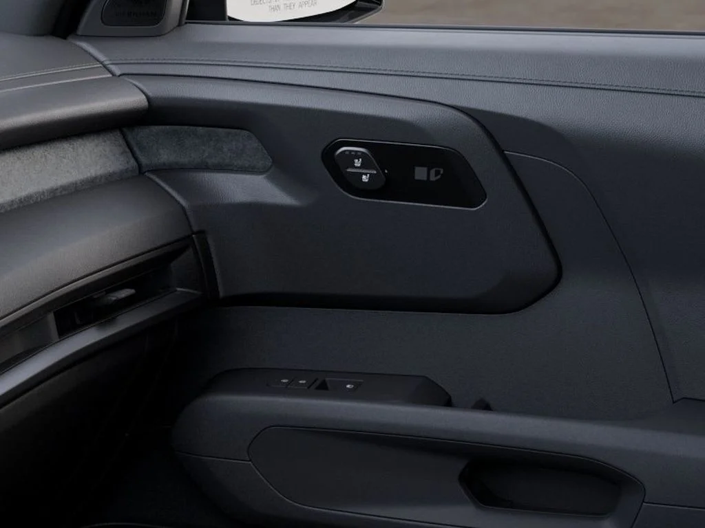 New 2027 TERRAIN BROWN Kia X-Line SX image 25