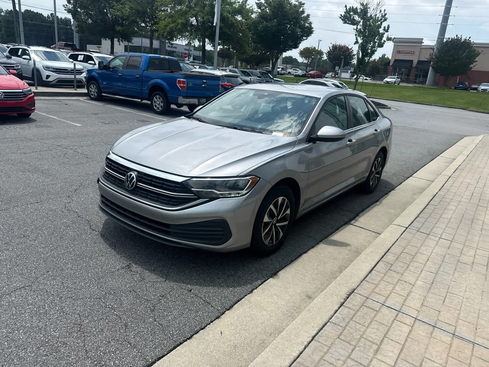 Certified Used 2022 Pyrite Silver Metallic Volkswagen S image 4