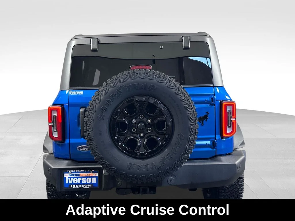 Used 2024 Blue Ford Wildtrak image 13