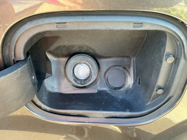 Used 2019 Smokey Quartz Metallic GMC SLT image 6