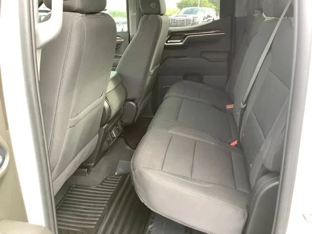 2024 GMC Sierra 1500 SLE - Photo 13