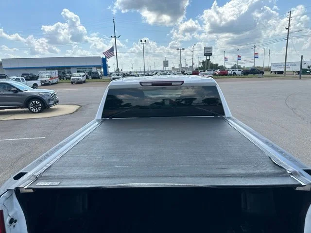 Used 2022 Summit White Chevrolet LT image 24
