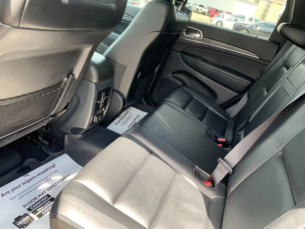 Used 2020 Black Jeep Limited image 14