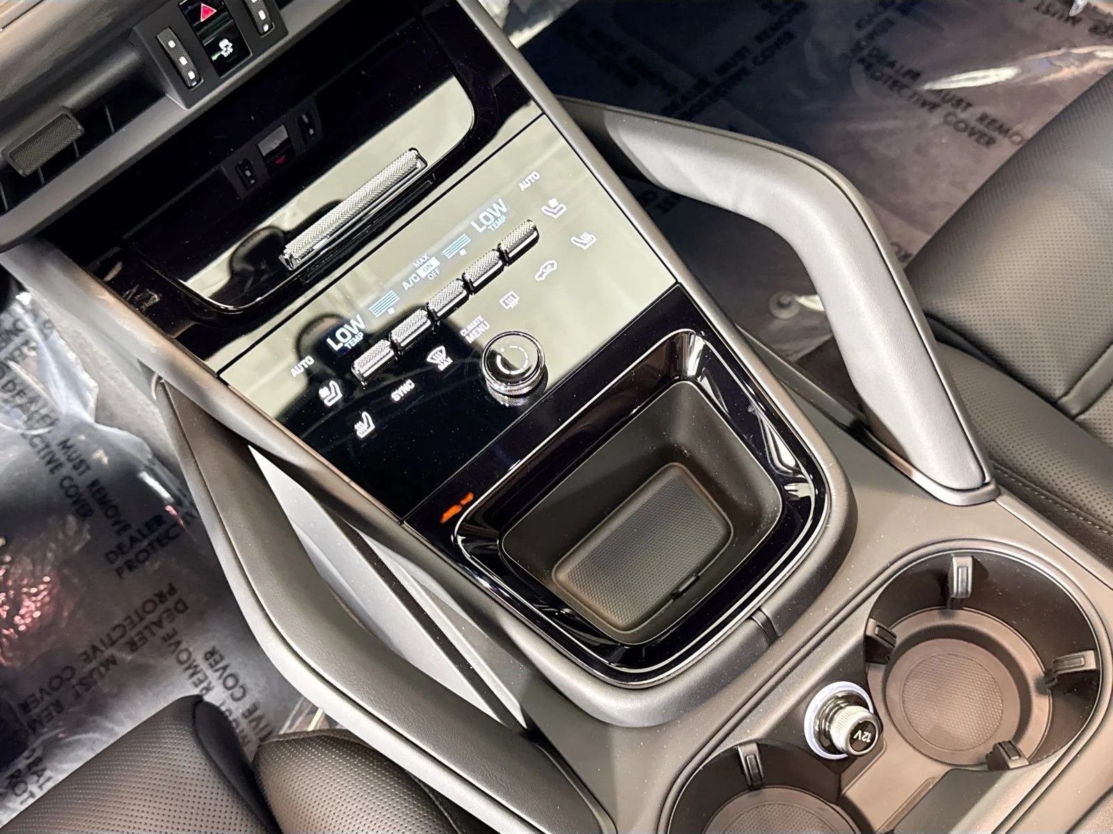 New 2026 Carrara White Metallic Porsche GTS image 18