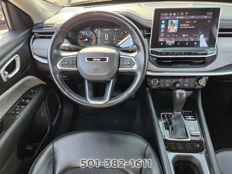 Used 2022 Billet Silver Metallic JEEP LATITUDE 4X4 image 12