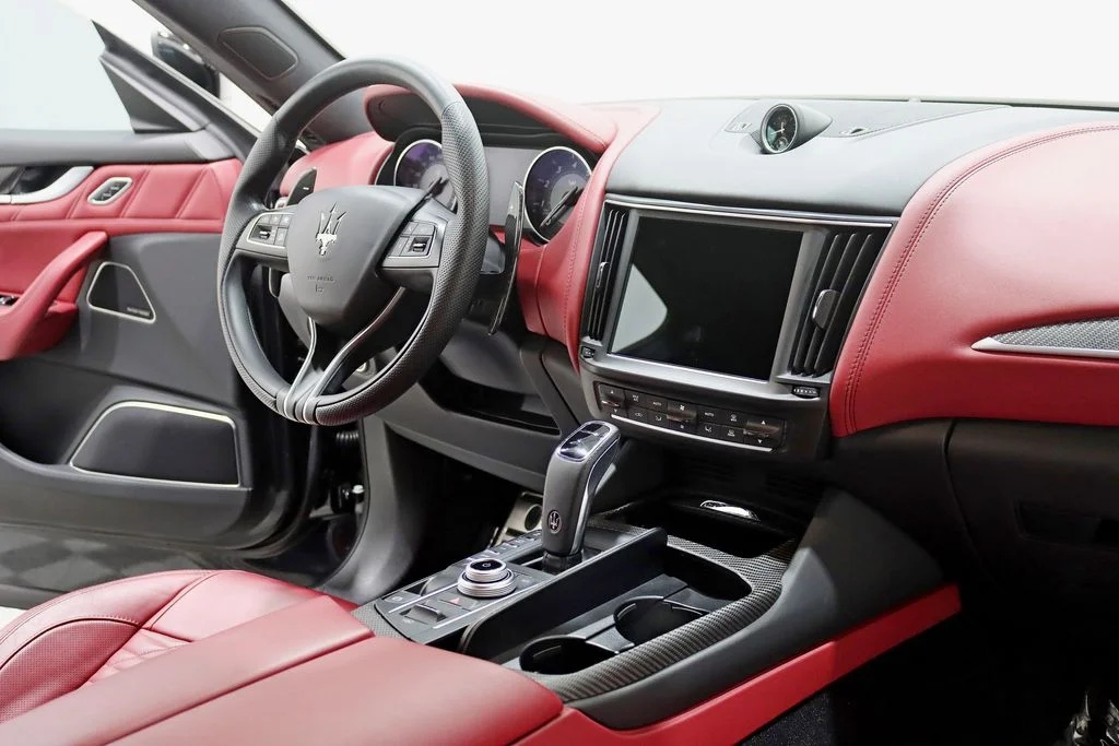 Used 2022 Black Maserati Modena image 32