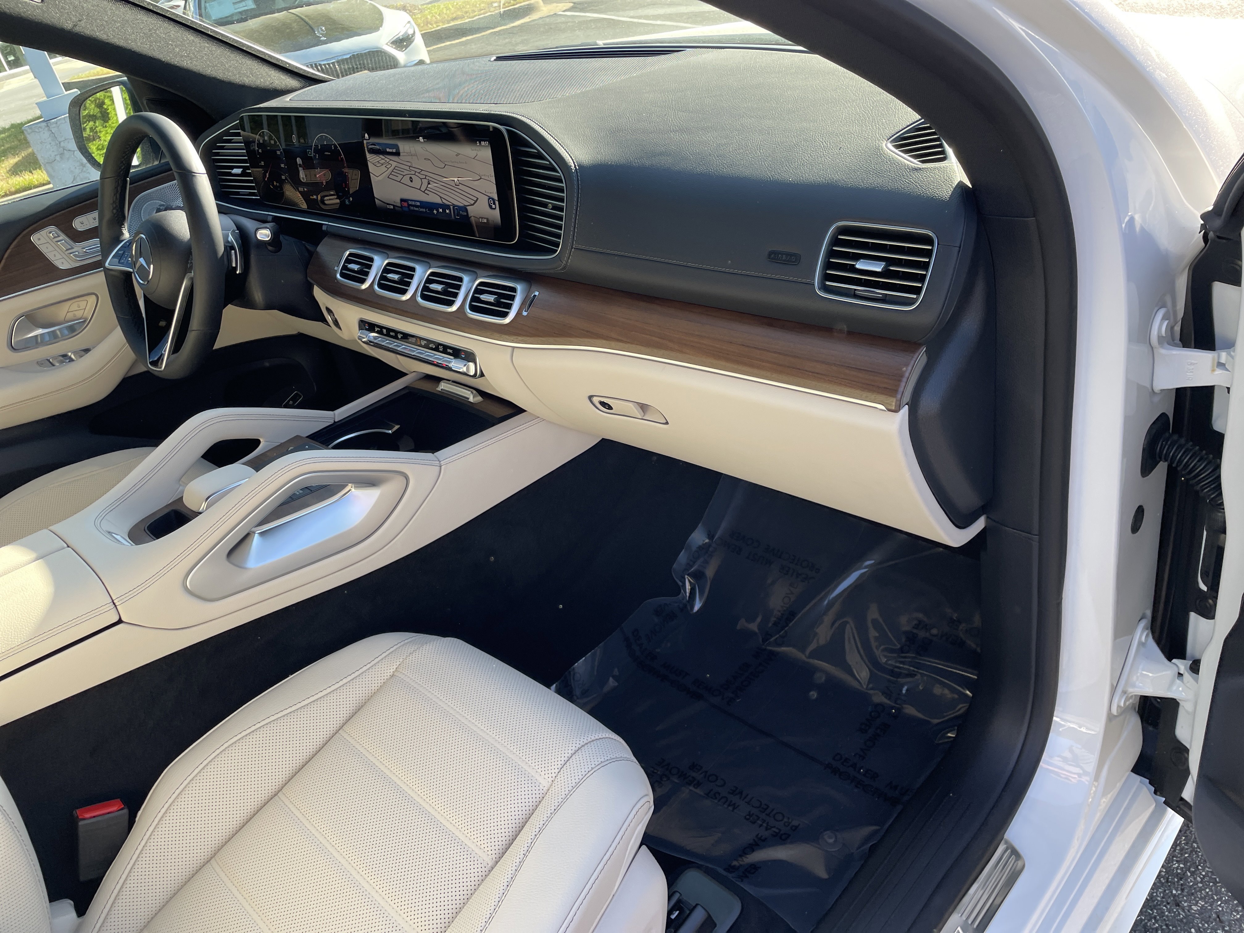 New 2026 Polar White Mercedes-Benz GLE 450 4MATIC® Coupe image 42