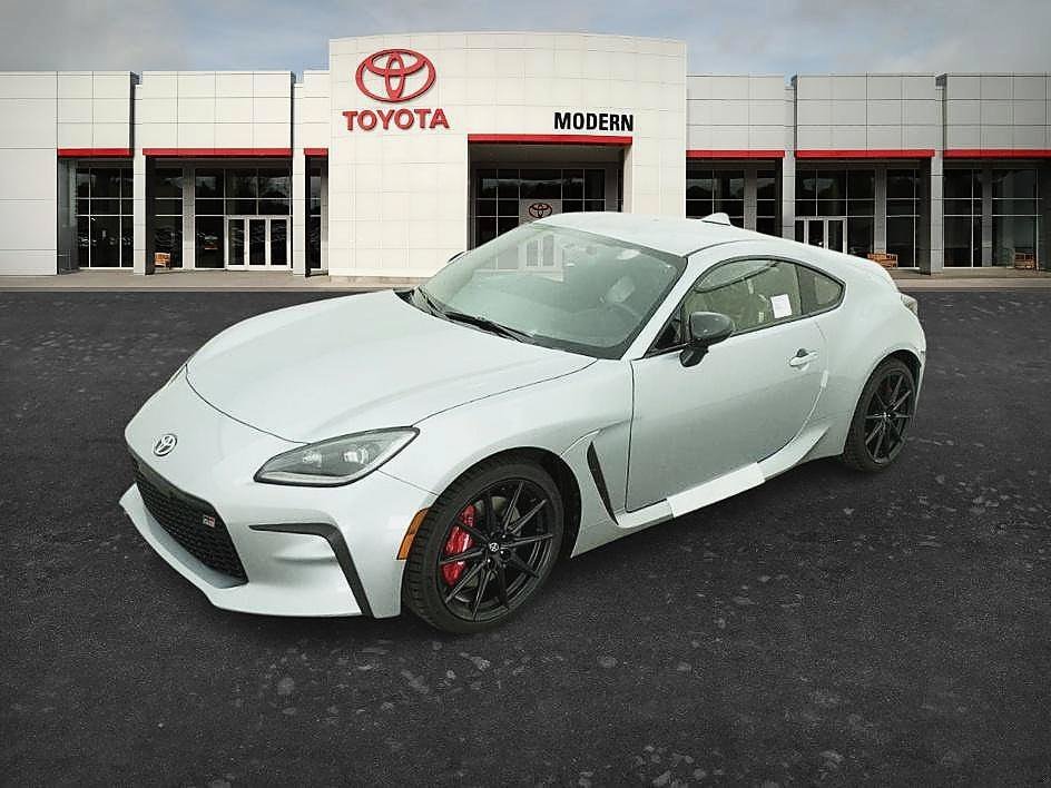 Used 2026 Steel Toyota Premium image 1