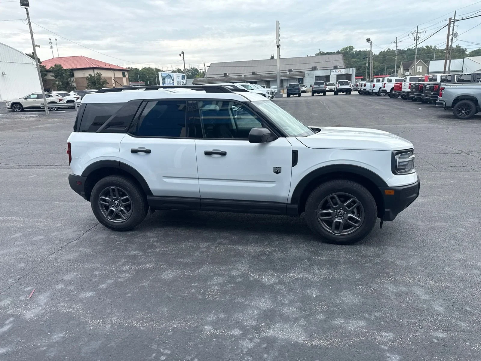 Used 2025 White Ford Big Bend image 10