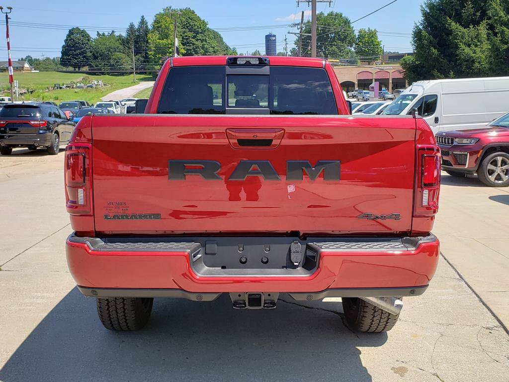New 2026 Molten Red Pearl-Coat Exterior Paint RAM Laramie image 4