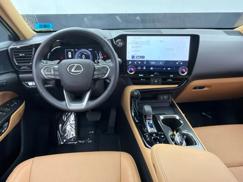 Used 2025 Gray Lexus 350h Premium image 8