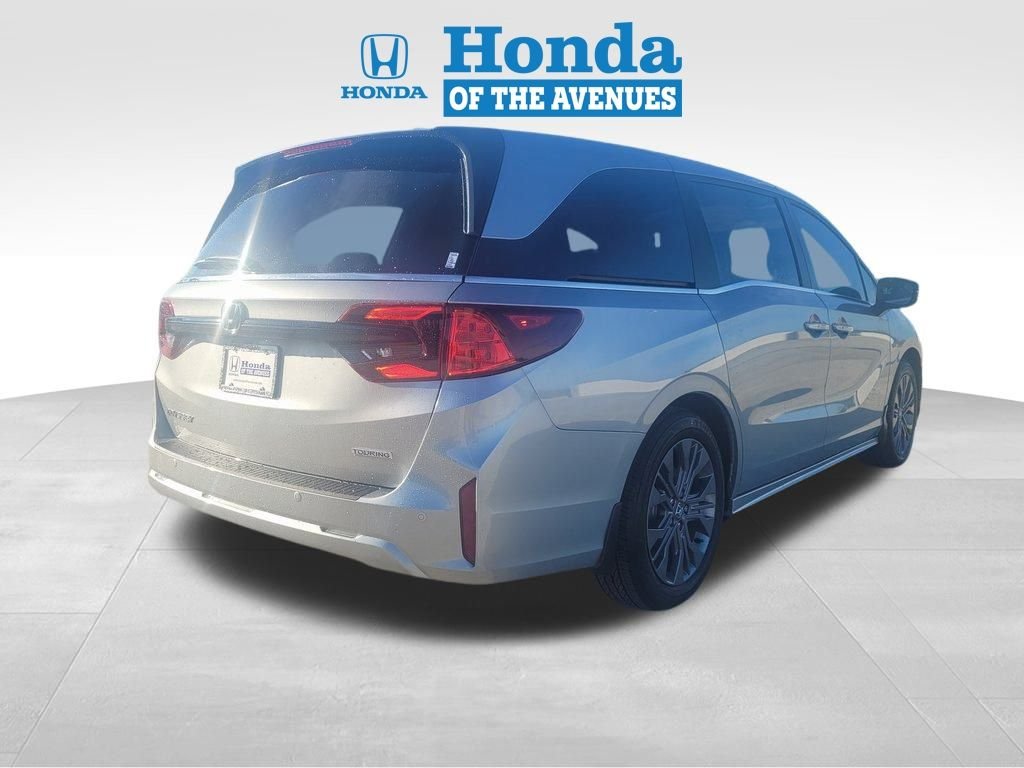2026 Honda Odyssey Touring - Photo 6