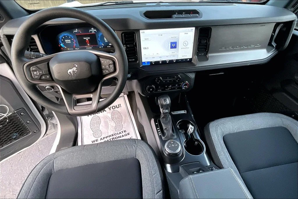 Used 2025 Oxford White Ford Base image 14