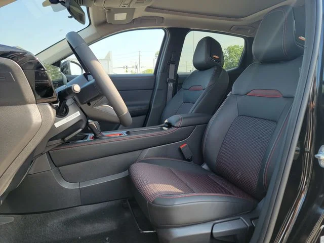 2025 Nissan Kicks SR AWD - Photo 15