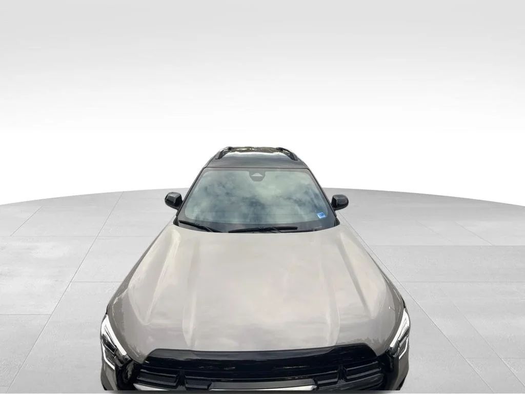 Used 2026  GMC AT4 image 12