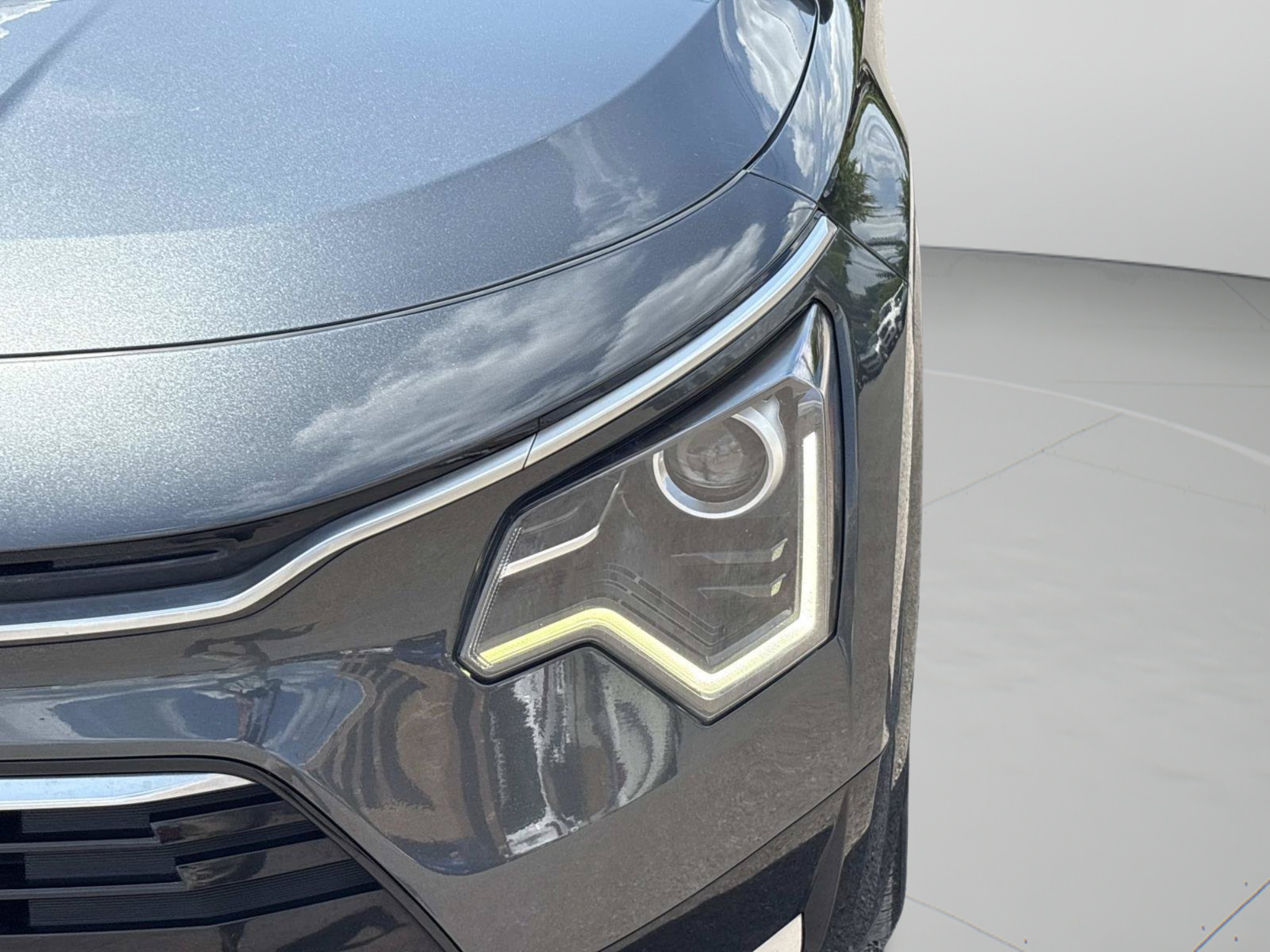 Used 2023 Graphite Gray Kia EX Touring image 10