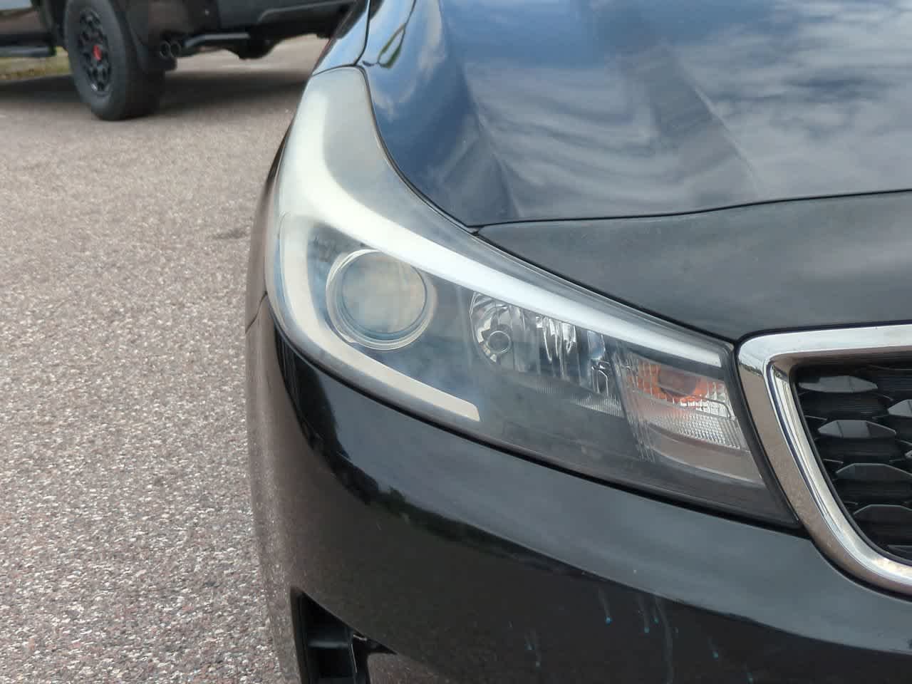Used 2017 Aurora Black Kia LX image 10