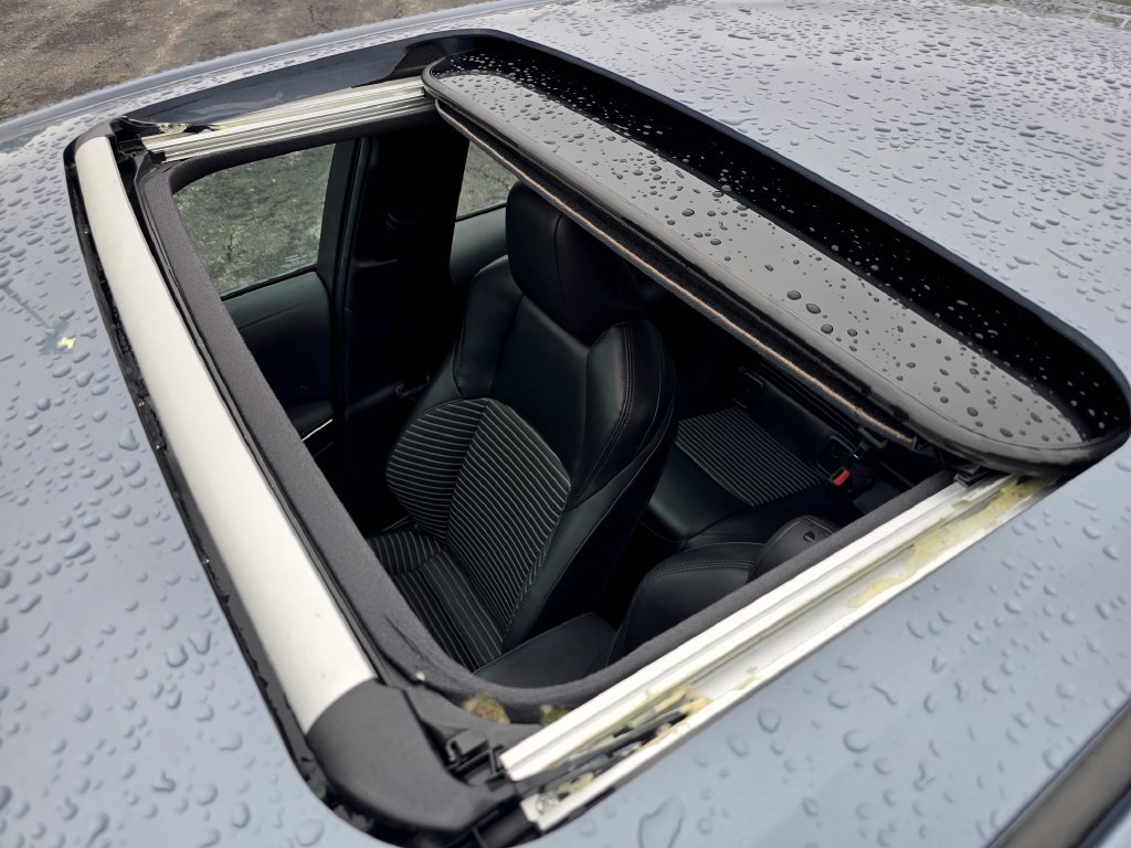 Certified Used 2022  Toyota XSE image 4