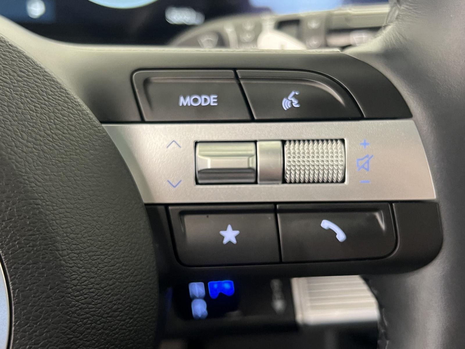 2025 Hyundai Tucson Limited - Photo 23