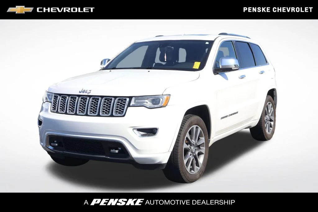 2017 Jeep Grand Cherokee Overland 4WD's photo