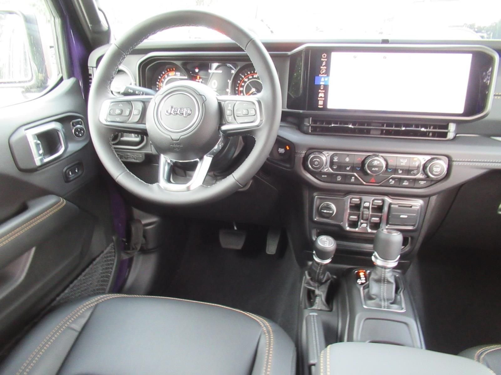 New 2026 Reign Exterior Paint Jeep Sahara image 13