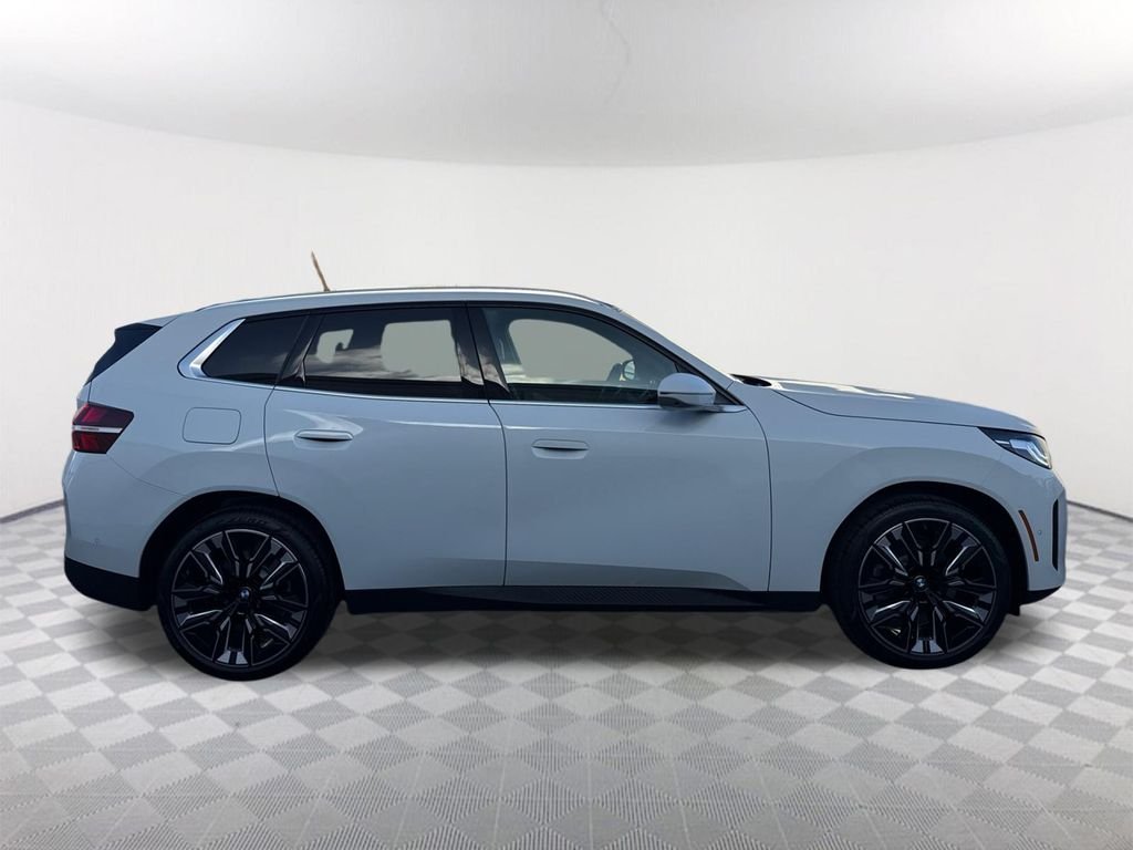 New 2026 Alpine White BMW 30 xDrive image 3