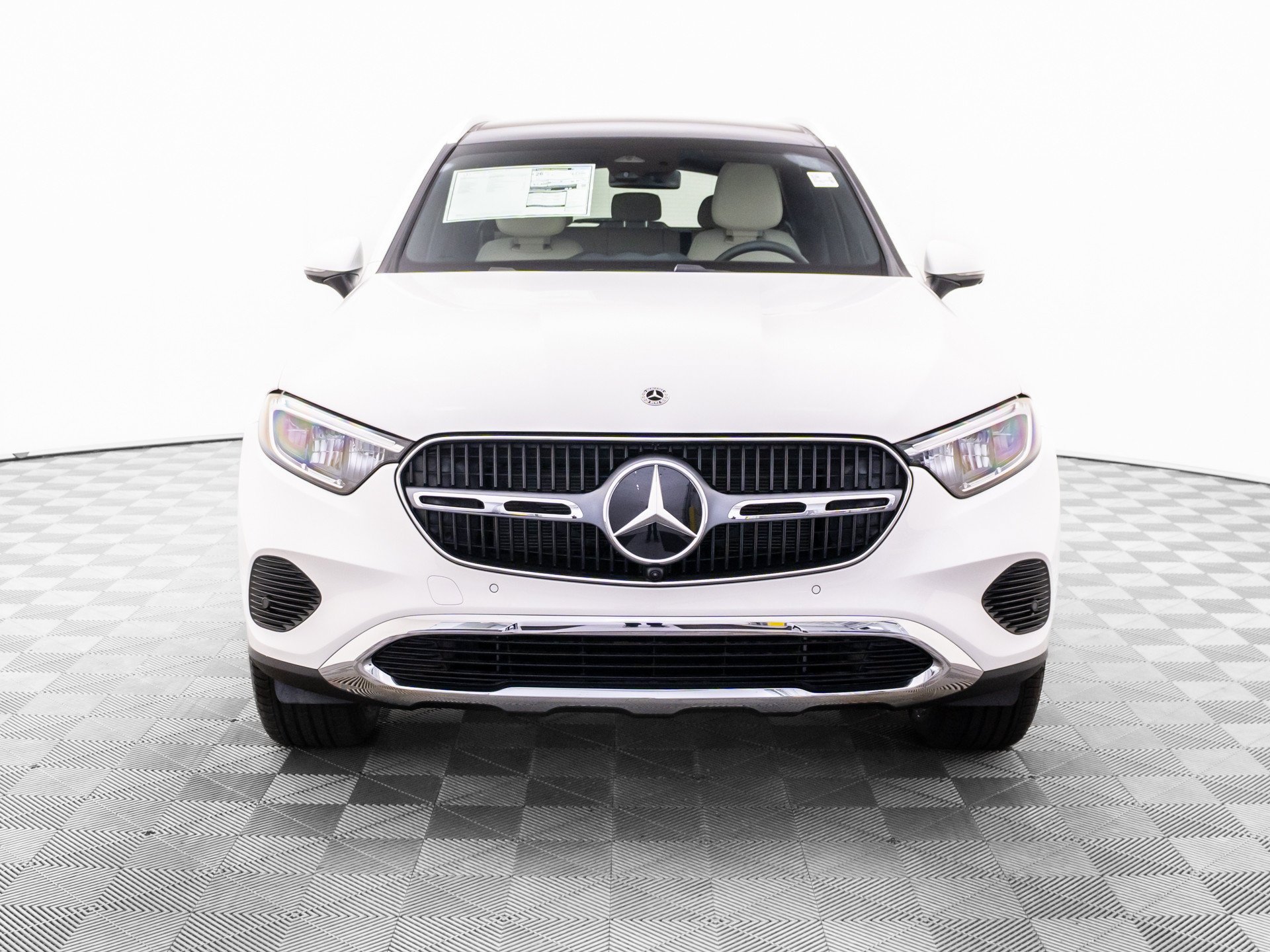 New 2026 White Mercedes-Benz GLC 300 image 50