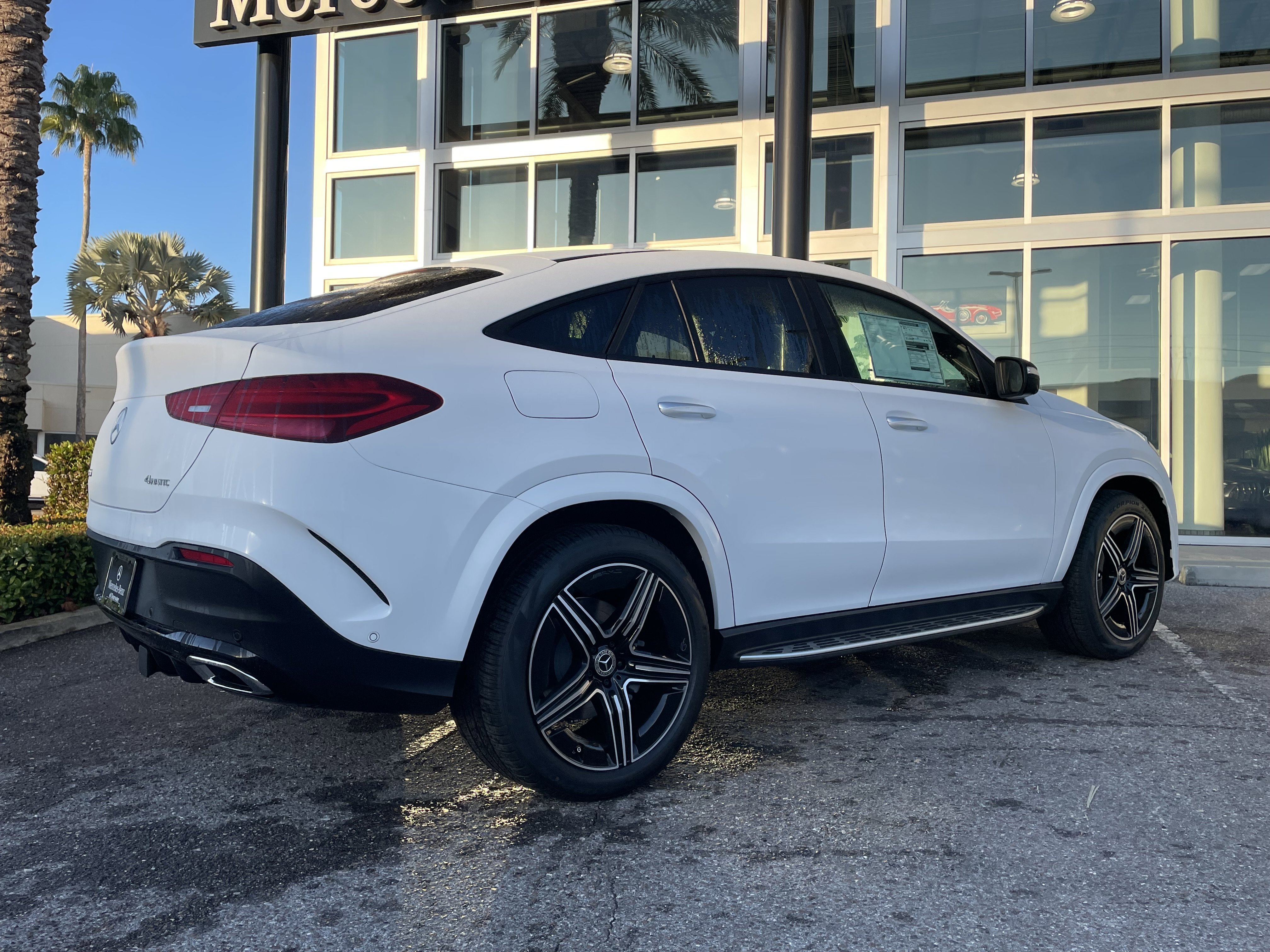 New 2026 MOONLIGHT WHITE Mercedes-Benz GLE 450 image 7