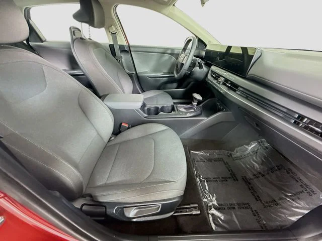 Used 2025 Red Kia LXS image 25