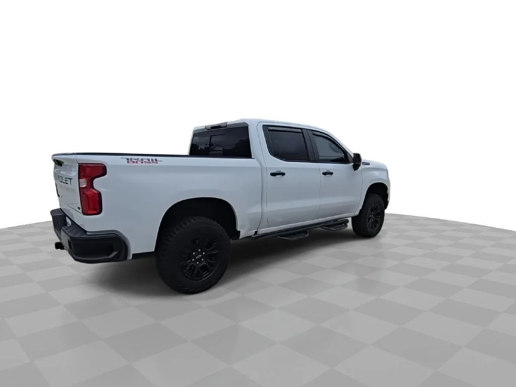 2024 Chevrolet Silverado 1500 LT Trail Boss - Photo 8